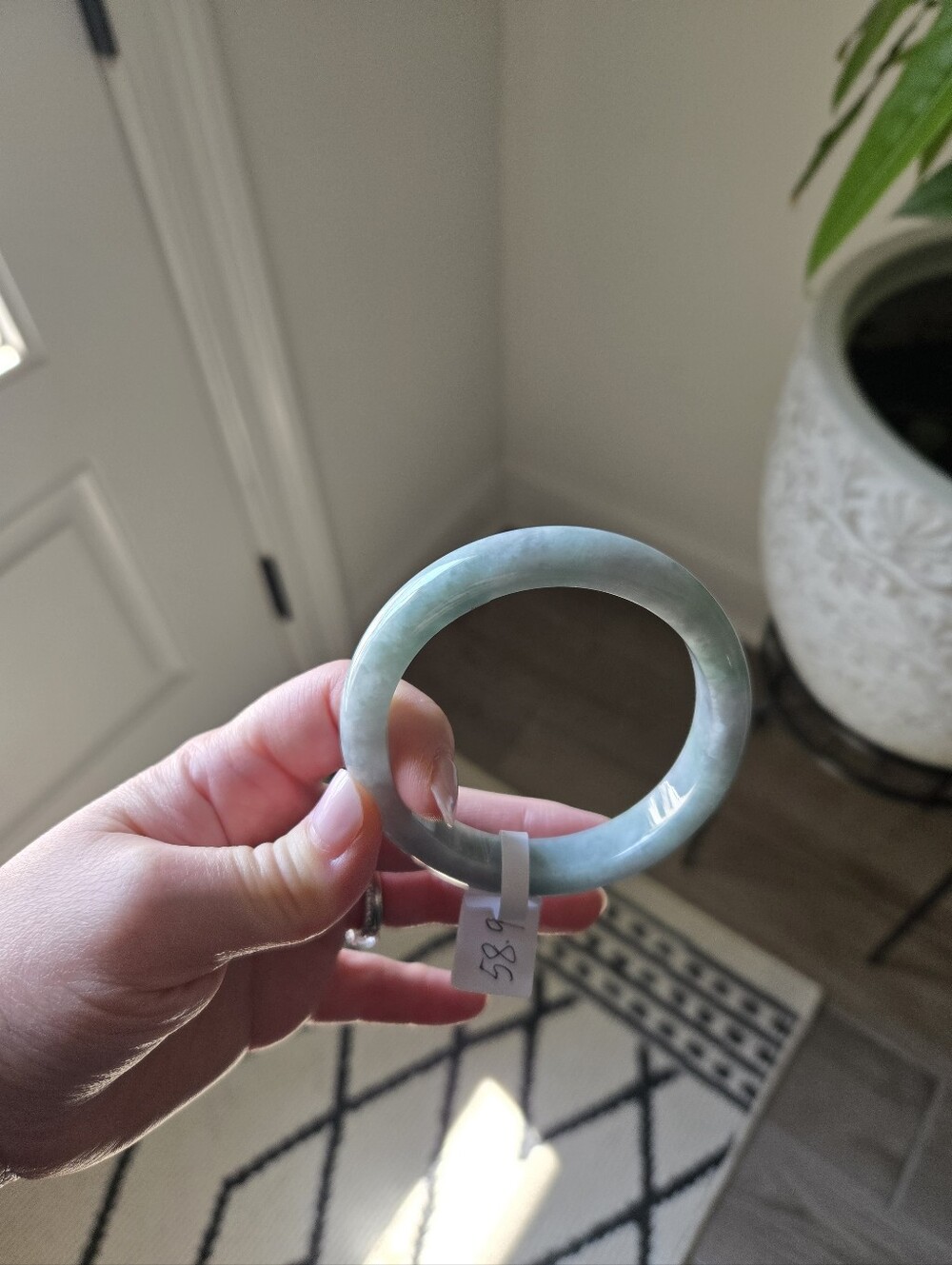 JADE BANGLE SIZE 58.9MM